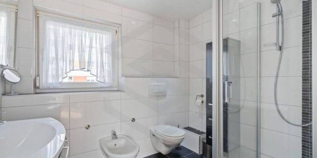Reihenmittelhaus Nürnberg Großreuth b Schweinau - 5 Zimmer, 138 m&sup2;, 739.000&euro; | Angebot:26253565