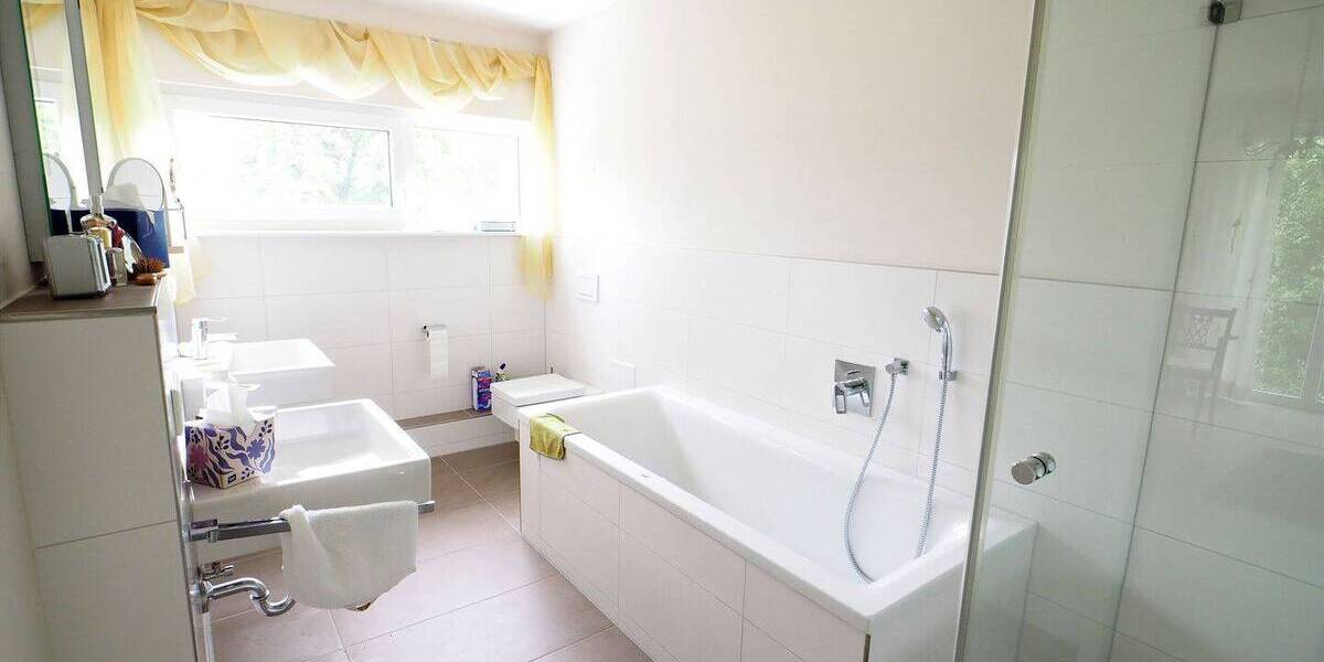 Etagenwohnung Fürth Südstadt - 4 Zimmer, 114 m&sup2;, 1.650&euro; | Angebot:26853015