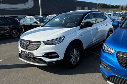 Opel Grandland (X) 90.000 km 13.485 &euro; Nürnberg 90478