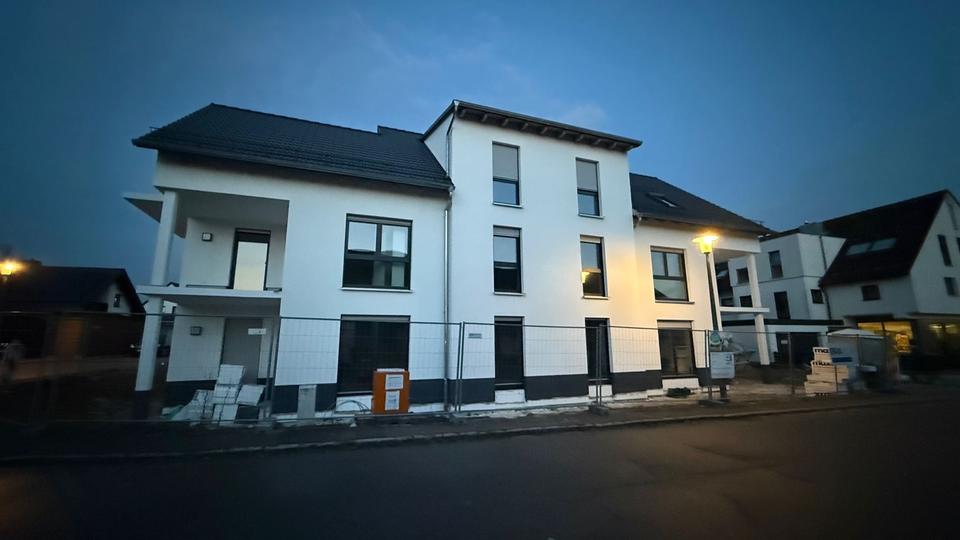 Dachgeschoßwohnung Leinburg - 3 Zimmer, 95 m&sup2;, 1.483&euro; | Angebot:24744600