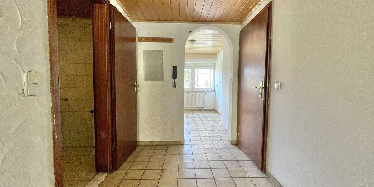 Frei ab sofort: Fürth, helle 4-ZW, 52m², im 2.OG mit Aufzug 4 zimmer