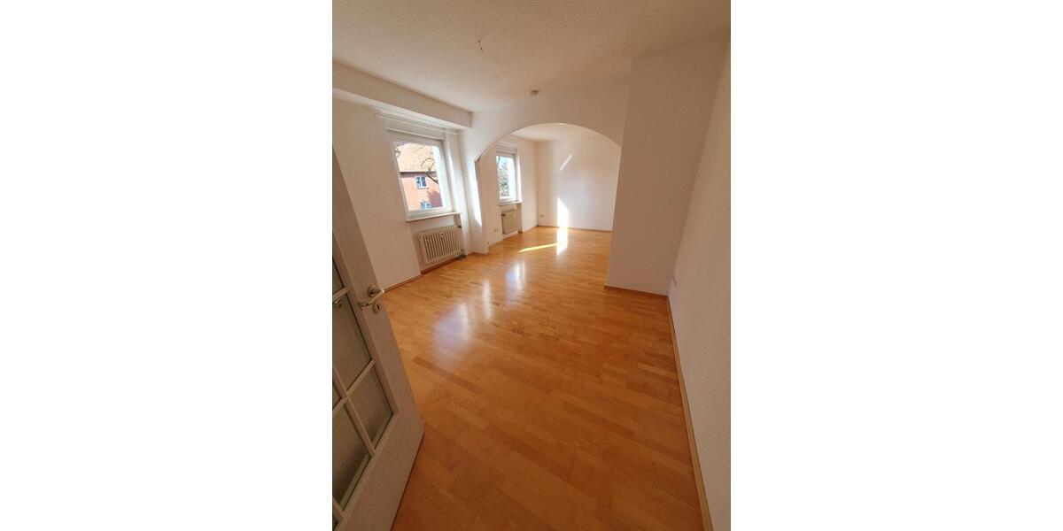 Terrassenwohnung Nürnberg Almoshof - 4 Zimmer, 110 m&sup2;, 1.280&euro; | Angebot:25397722