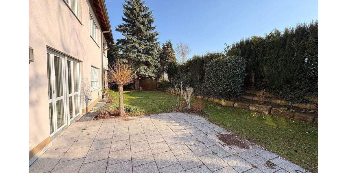Etagenwohnung Nürnberg Gaismannshof - 4 Zimmer, 145 m&sup2;, 2.000&euro; | Angebot:26502919