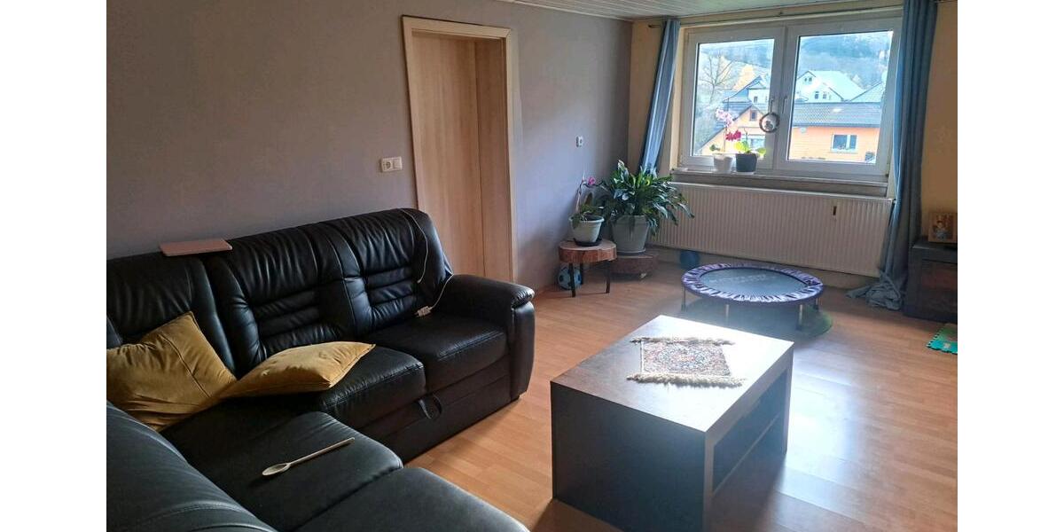 Günstige Wohnungen in Mehrfamilienhaus in Sonneberg zu vermieten 5 zimmer