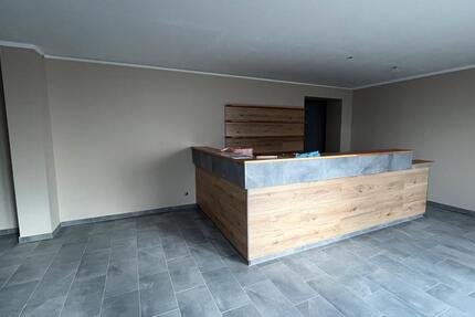 Gewerbeobjekt Erlangen Bruck - 2.200&euro; | Angebot:24531355