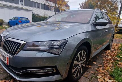 Skoda Superb 215.000 km 12.900 € Schwabach 91126