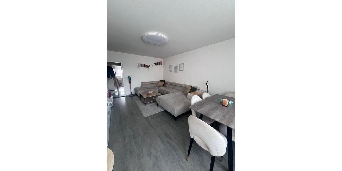 Charmante 3-Zimmer-Wohnung mit Loggia in Nürnberg-Hohe Marter 3 zimmer