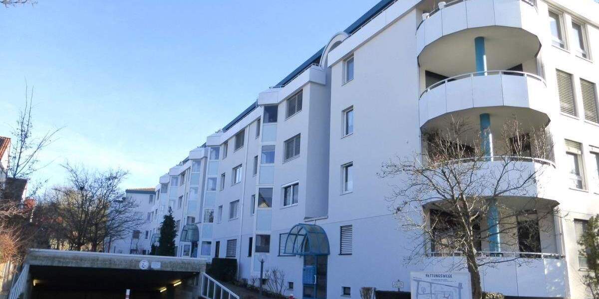 ENTSPANNUNG PUR! Moderne, helle 3 ZW (3. OG, Lift) mit Wintergarten, EBKü., TG-Stellplatz in ruhiger, grüner Lage direkt am Volkspark Marienberg. 3 zimmer