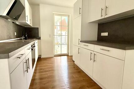 Hochwertige 4-Zimmer-Wohnung mitten in der Altstadt 4 zimmer