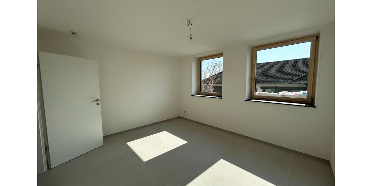 Erdgeschoßwohnung Ammerndorf - 2 Zimmer, 68 m&sup2;, 850&euro; | Angebot:25764415