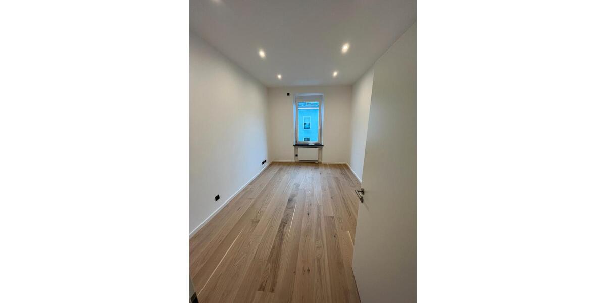 Etagenwohnung Nürnberg Gleißhammer - 2 Zimmer, 63 m&sup2;, 287.500&euro; | Angebot:27021351