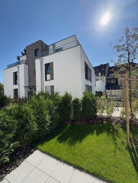 LAUFAMHOLZ: BEZUGSFERTIGE 3-ZI-GARTENWOHNUNG MIT EINBAUKÜCHE! Sie erhalten sogar den KfW-Zuschuss in Höhe von 26.250€! 3 zimmer