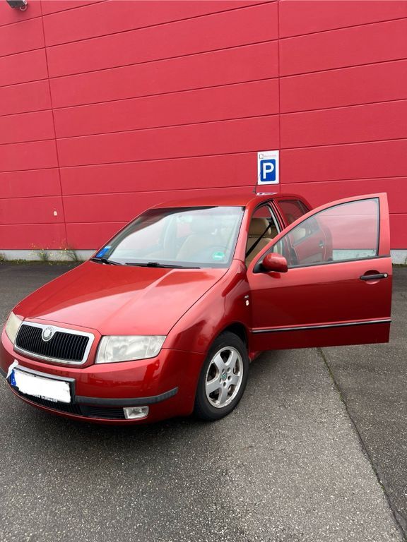 Skoda Fabia 126.000 km 2.700 € Fürth 90763