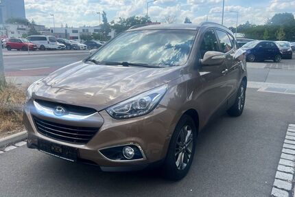 Hyundai ix35 124.000 km 9.800 &euro; Nürnberg 90449