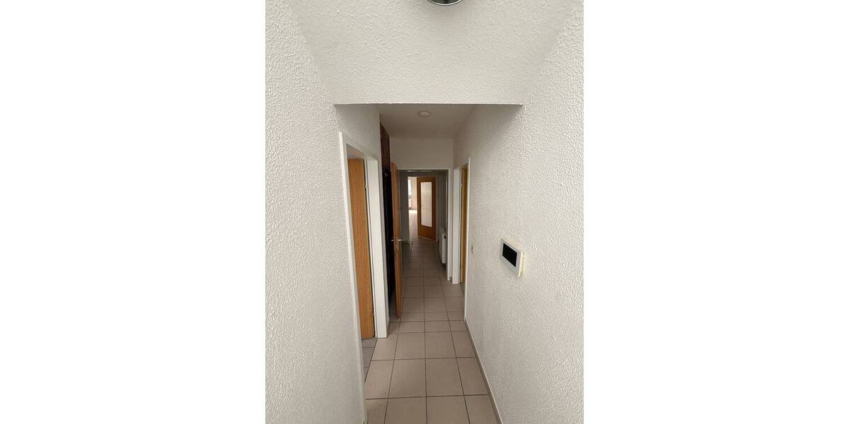 Etagenwohnung Fürth Poppenreuth - 3 Zimmer, 94 m&sup2;, 1.100&euro; | Angebot:26851114