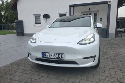 Tesla Model Y 99.000 km 35.990 € Nuernberg 90431