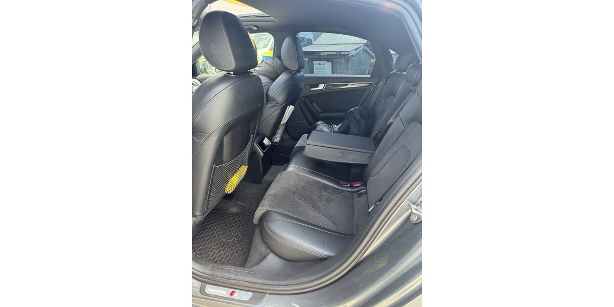 Audi A4 158.000 km 15.000 &euro; Nürnberg 90403