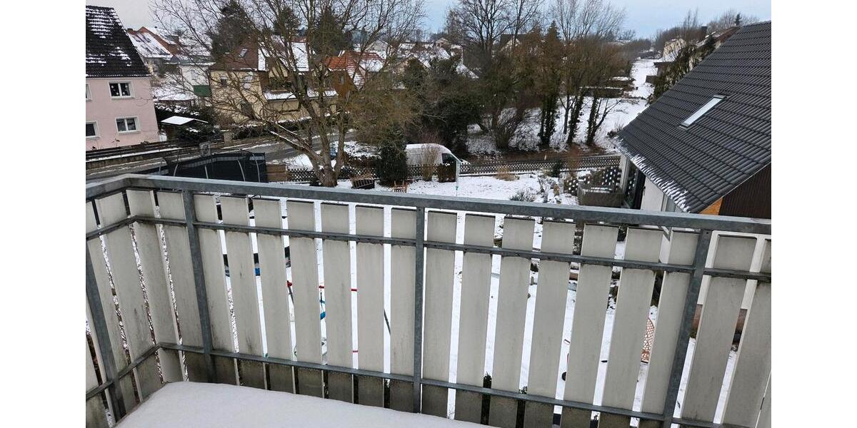 Unvermietete 3 Zimmer Dachgeschoss Wohnung 3 zimmer