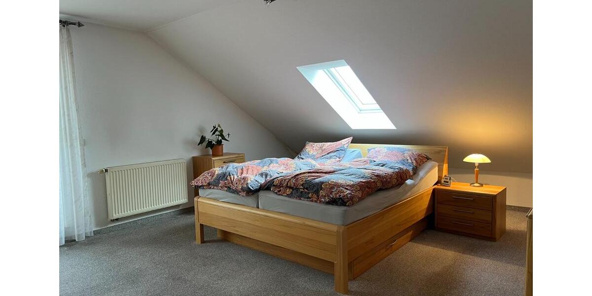 Attraktive 2-Zimmer Dachgeschoss Wohnung in Großenseebach 2 zimmer