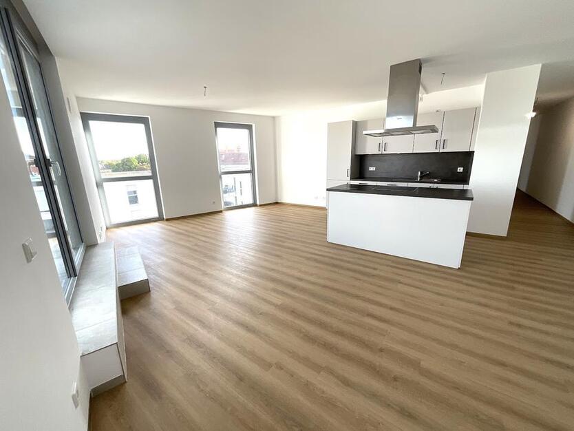 2 Nettokaltmieten frei! *3-Zimmer-Penthouse mit großzügiger Dachterrasse in Nürnberg- Hohe Marter* zimmer