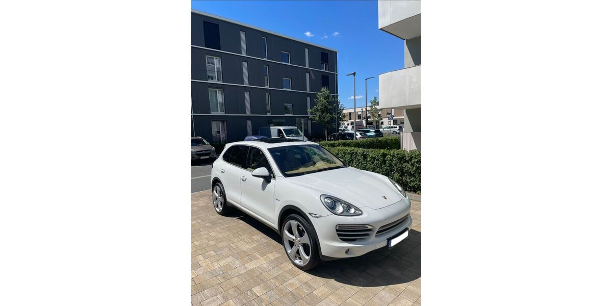 Porsche Cayenne 189.000 km 22.900 &euro; Fürth 90766