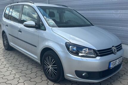 VW Touran 171.809 km 7.400 € Fürth 90763