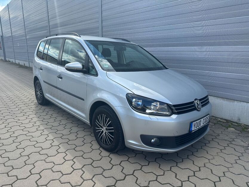 VW Touran 171.809 km 7.400 € Fürth 90763