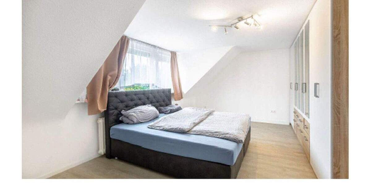 Etagenwohnung Pyrbaum Seligenporten - 4 Zimmer, 122 m&sup2;, 330.000&euro; | Angebot:25896701