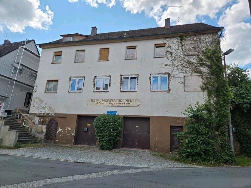 Mehrfamilienhaus in 91489 Wilhelmsdorf zimmer