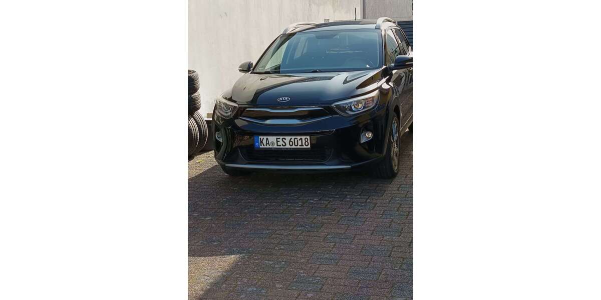 Kia Stonic 65.000 km 11.500 &euro; Nürnberg 90478