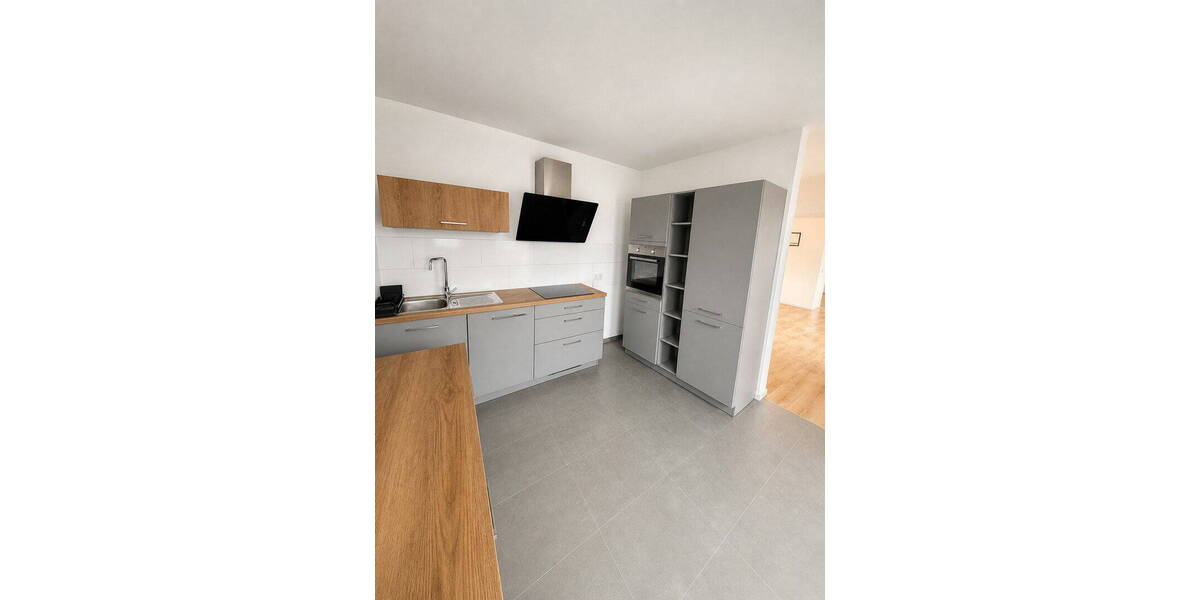 Etagenwohnung Erlangen Innenstadt - 2 Zimmer, 68 m&sup2;, 1.190&euro; | Angebot:26905796
