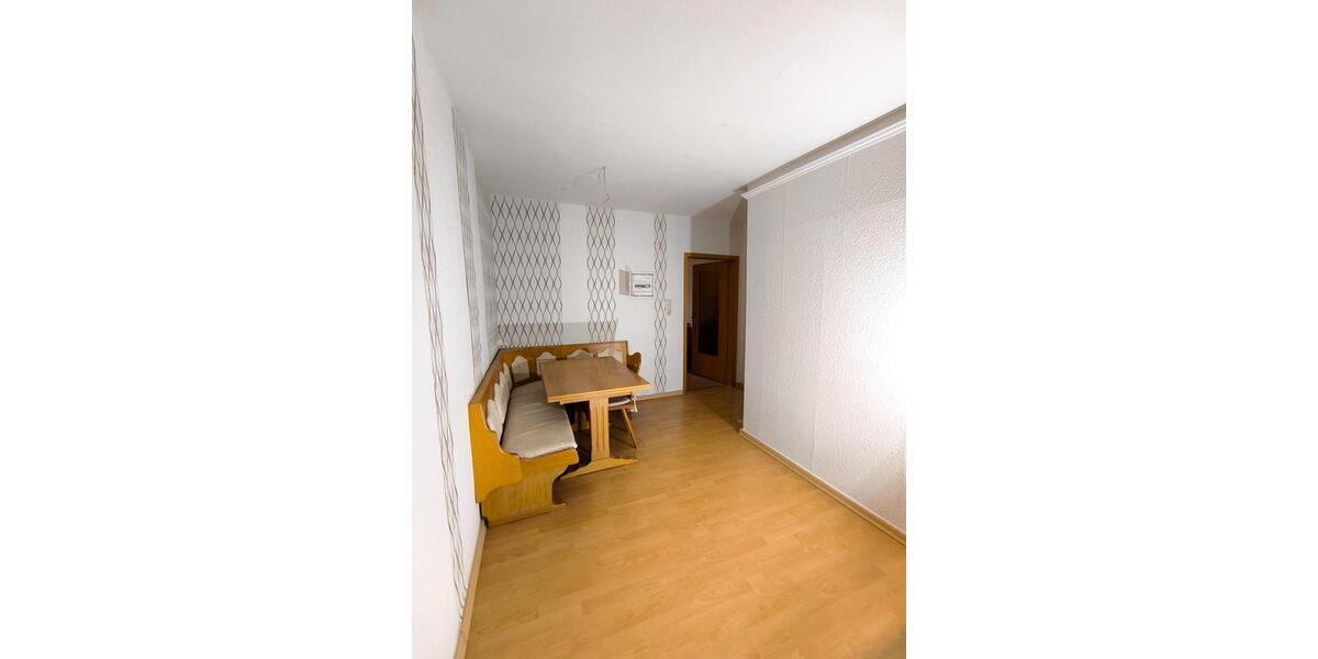 Etagenwohnung Nürnberg Sankt Leonhard - 3 Zimmer, 78 m&sup2;, 240.000&euro; | Angebot:26193046