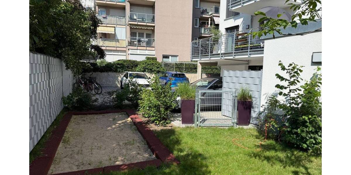 Luxuriöse 3-Zimmer-Wohnung mit zwei Balkonen in Nürnberg 3 zimmer