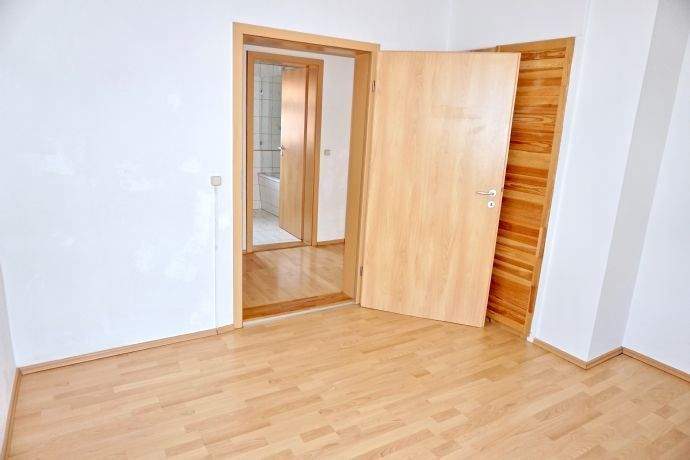 Etagenwohnung Nürnberg Mögeldorf - 3 Zimmer, 71 m&sup2;, 255.000&euro; | Angebot:25427058
