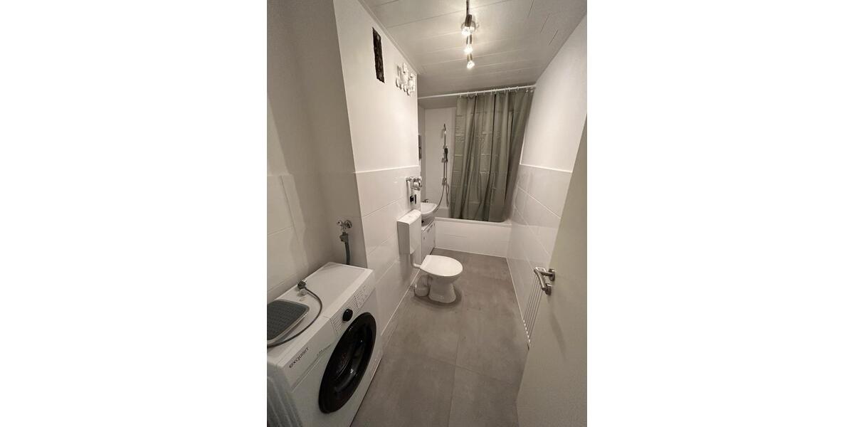 Etagenwohnung Nürnberg Langwasser - 1 Zimmer, 55 m&sup2;, 990&euro; | Angebot:27578889