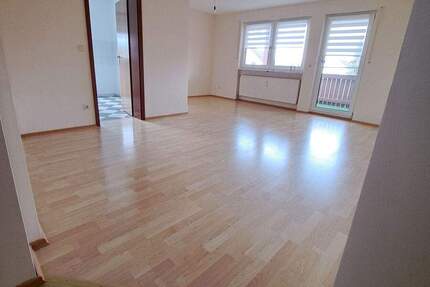 3-Zimmer-Wohnung mit Balkon, Carport und Stellplatz in Wendelstein 3 zimmer