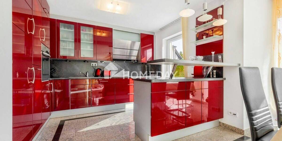 Repräsentatives Haus für Familie & Business: separater Office-Bereich, Sauna, A+ 7 zimmer