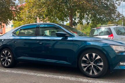 Skoda Superb 195.500 km 13.900 &euro; Nürnberg 90478