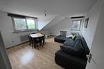 Dachgeschoßwohnung Erlangen Am Anger - 3 Zimmer, 45 m&sup2;, 700&euro; | Angebot:26549938