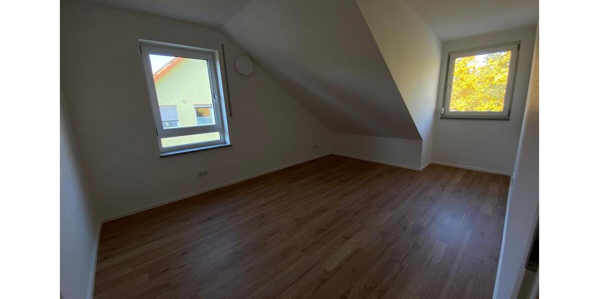 Dachgeschoßwohnung Erlangen Bruck - 2 Zimmer, 59 m&sup2;, 1.000&euro; | Angebot:26413568