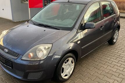 Ford Fiesta 160.211 km 1.098 &euro; Obermichelbach 90587