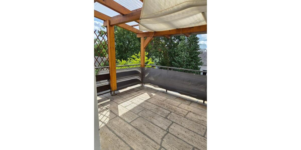 Dachgeschoßwohnung Fürth Südstadt - 2.5 Zimmer, 60 m&sup2;, 625&euro; | Angebot:27589936