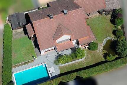 Haus zum Kaufen in Roth 729.000 € 215 m²