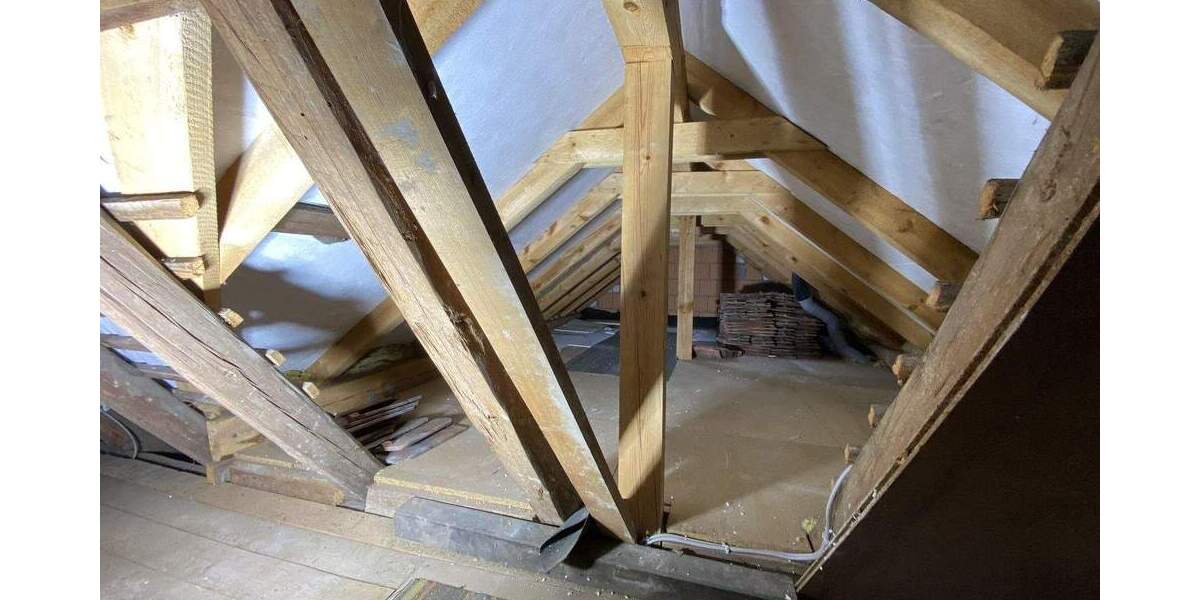 Einfamilienhaus Roßtal Weitersdorf - 9 Zimmer, 187 m&sup2;, 349.000&euro; | Angebot:25211193