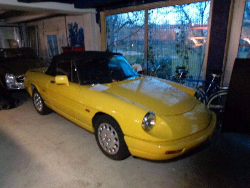 Alfa Romeo Spider 126.000 km 17.900 € Nürnberg 90431