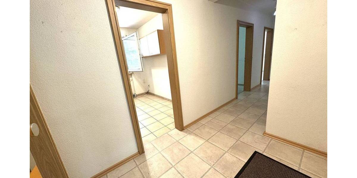 Etagenwohnung Nürnberg Langwasser - 3 Zimmer, 71 m&sup2;, 265.000&euro; | Angebot:21679909