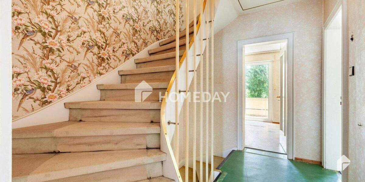 TOLLES HAUS IN BESTER LAGE, mit Hallenbad, Sauna, ca. 200m², 6 Zi., großes Grdst., Zerzabelshof 6 zimmer