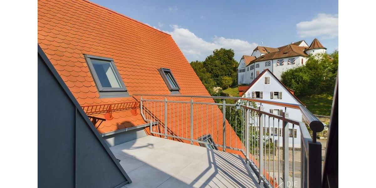 Moderne 3-Zimmer Dachgeschosswohnung direkt am Schloss 3 zimmer