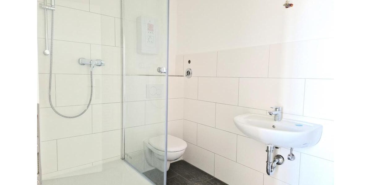 Top Zustand - Frisch renovierte 2-Zimmer-Altbauwohnung in Fürth zimmer