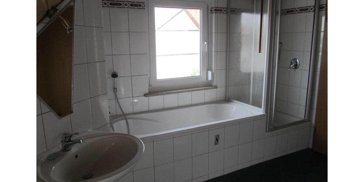 Dachgeschoßwohnung Hausen - 2 Zimmer, 55 m&sup2;, 710&euro; | Angebot:27552591